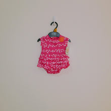 Load image into Gallery viewer, carter&#39;s Bodysuit - Newborn
