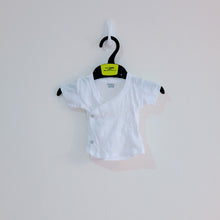 Load image into Gallery viewer, Gerber T-shirt Wrap Set - Newborn
